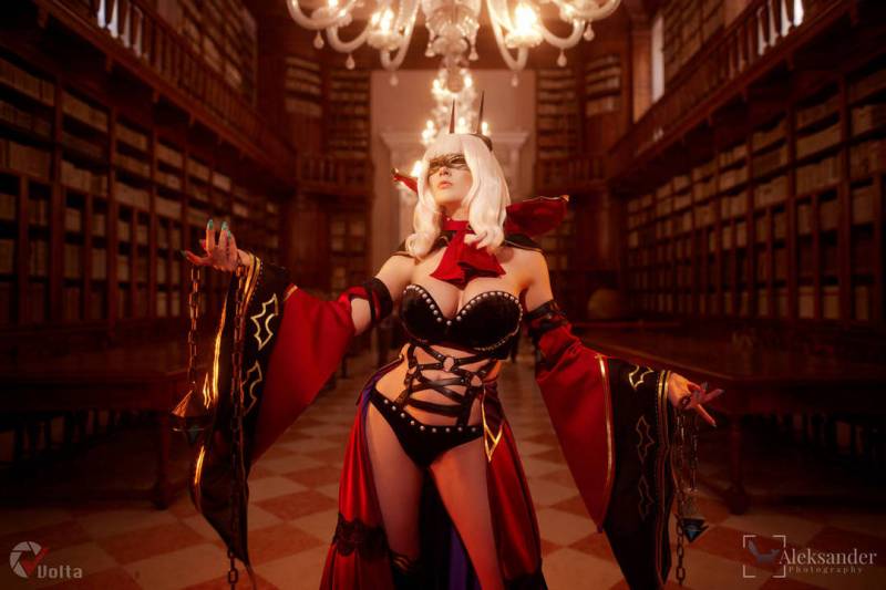 Fate Grand Order - Carmilla Cosplay full body portrait