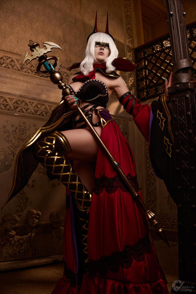 Fate Grand Order - Carmilla Cosplay character costume portrait