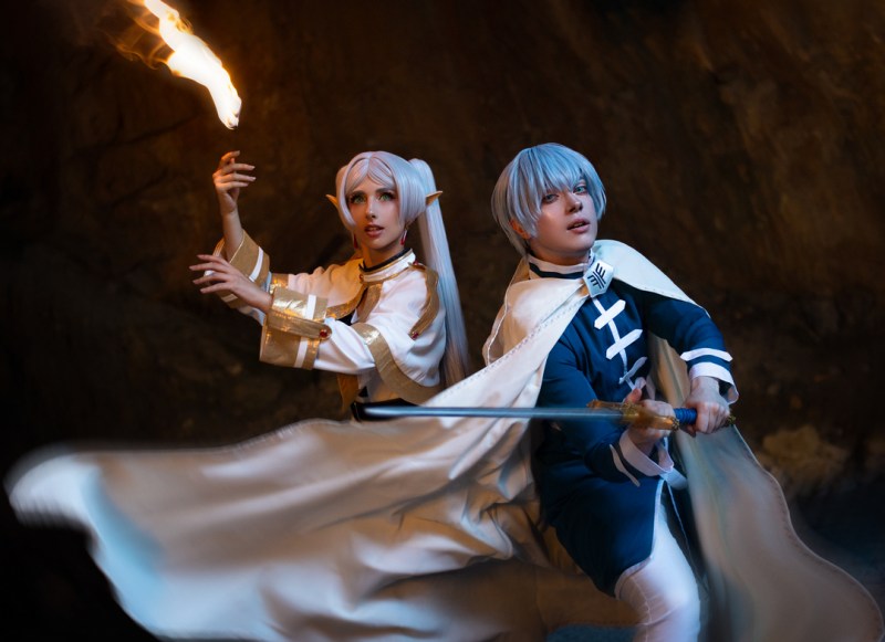 Frieren - Beyond Journeys End - Frieren &amp; Himmel Cosplay - full length port.