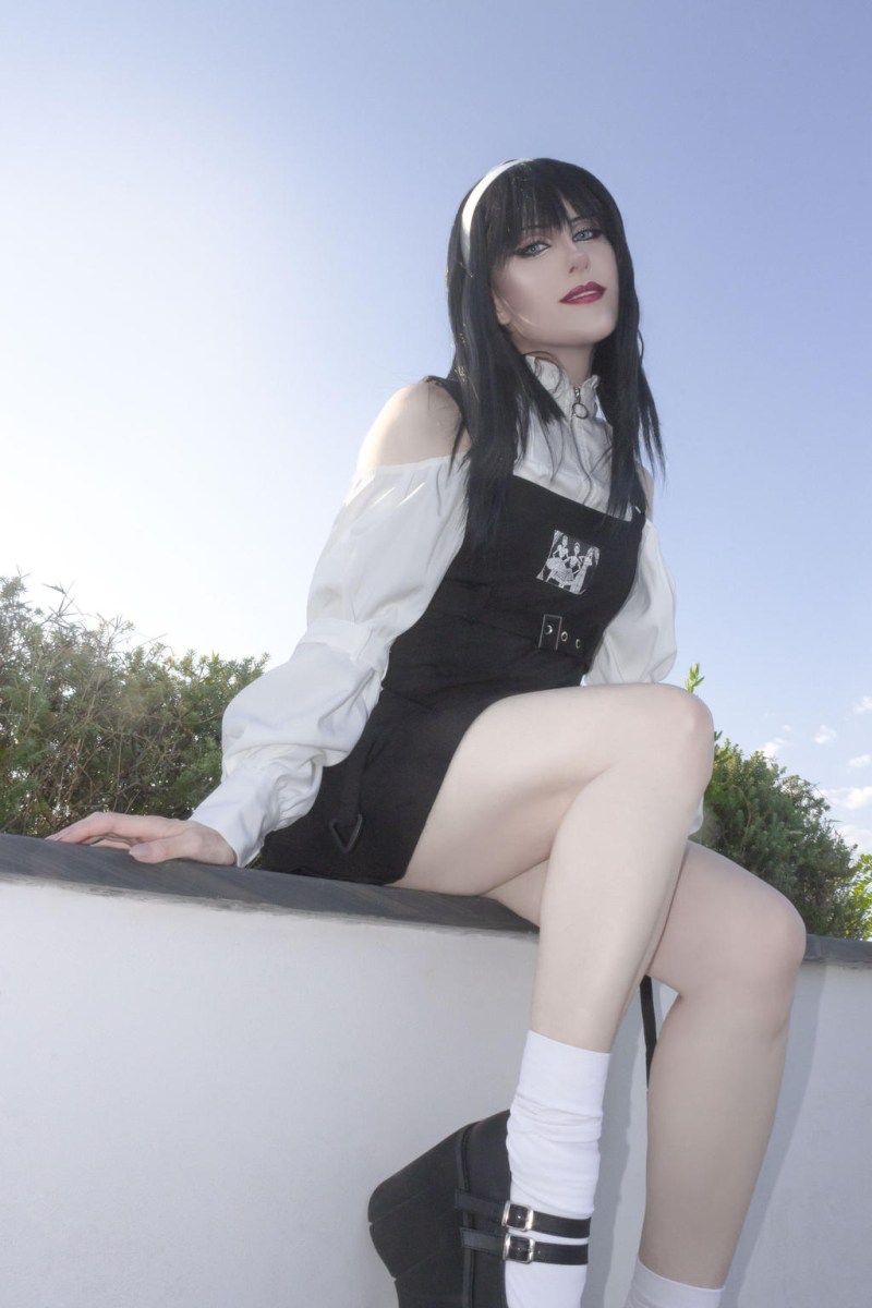 Tomie - Tomie Kawakami Cosplay - MartinaEdelstein #01 - authentic costume view Tomie - Tomie Kawakami Cosplay - MartinaEdelstein #01 - authentic costume view