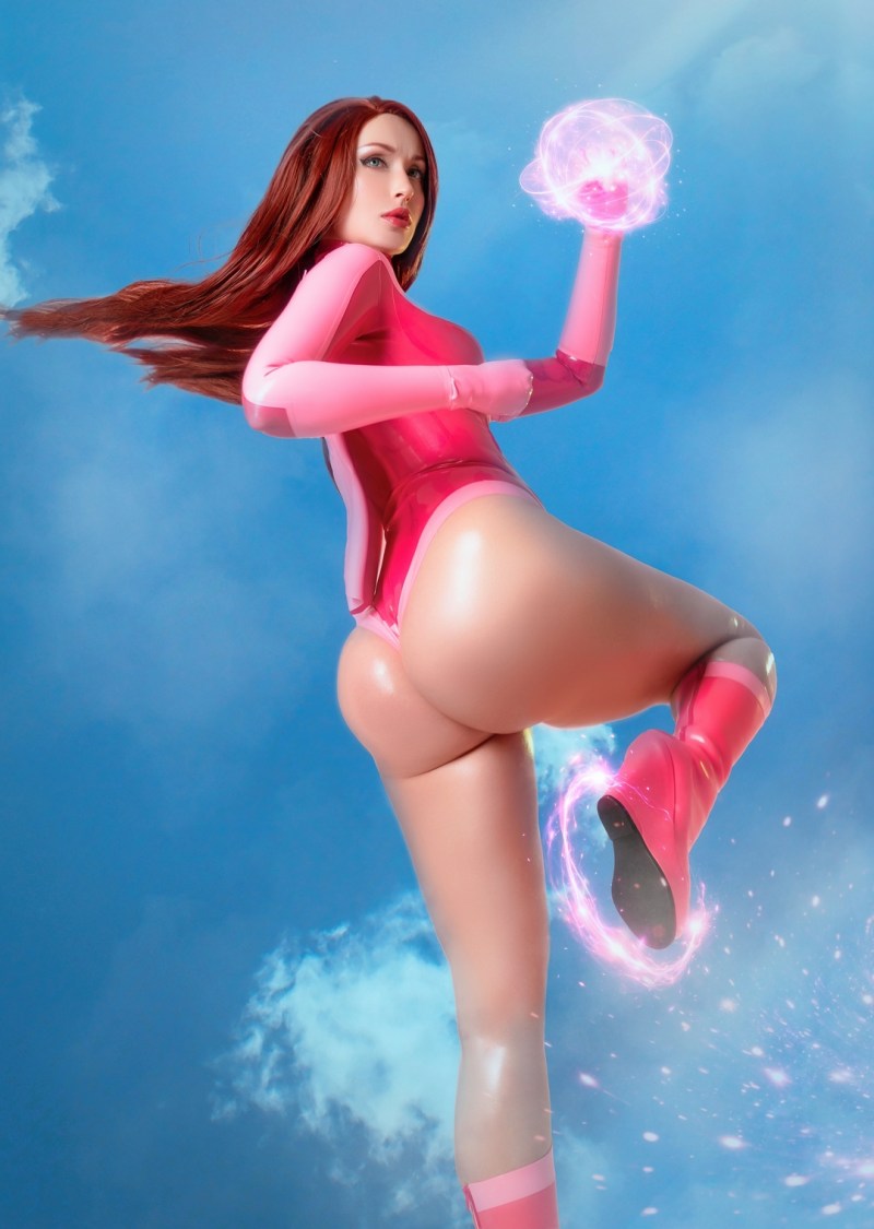 Invincible - Samantha Eve Wilkins (Atom Eve) Cosplay - Valery Himera #03 - sophisticated portrait