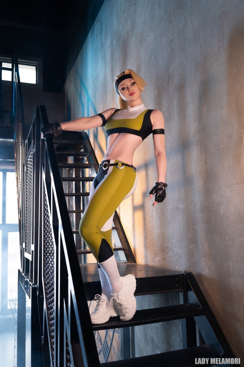 Mortal Kombat 1 - Sonya Amanda Blade Cosplay - full body port.