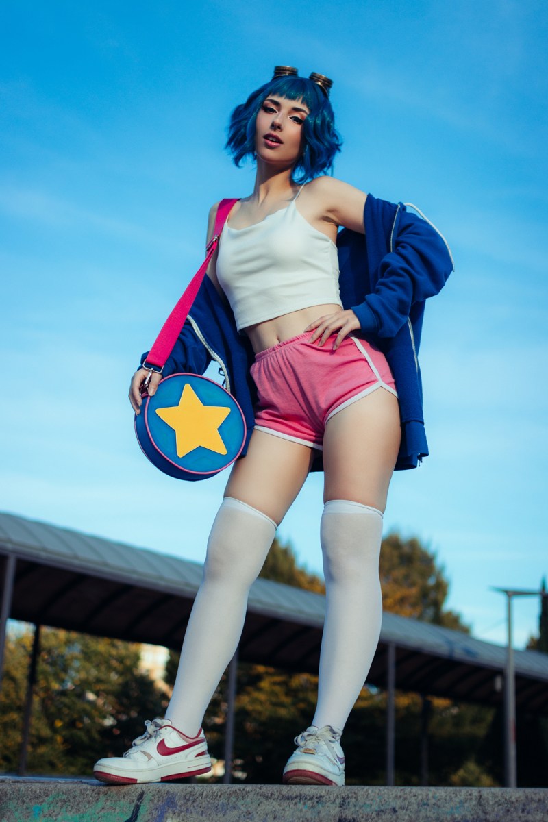Scott Pilgrim Takes Off - Ramona Victoria (Rammy) Flowers Cosplay full length photo