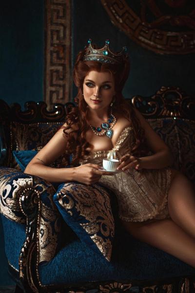 The Witcher 3 - Wild Hunt - Blood and Wine - Anna Henrietta (Lingerie) Cosplay