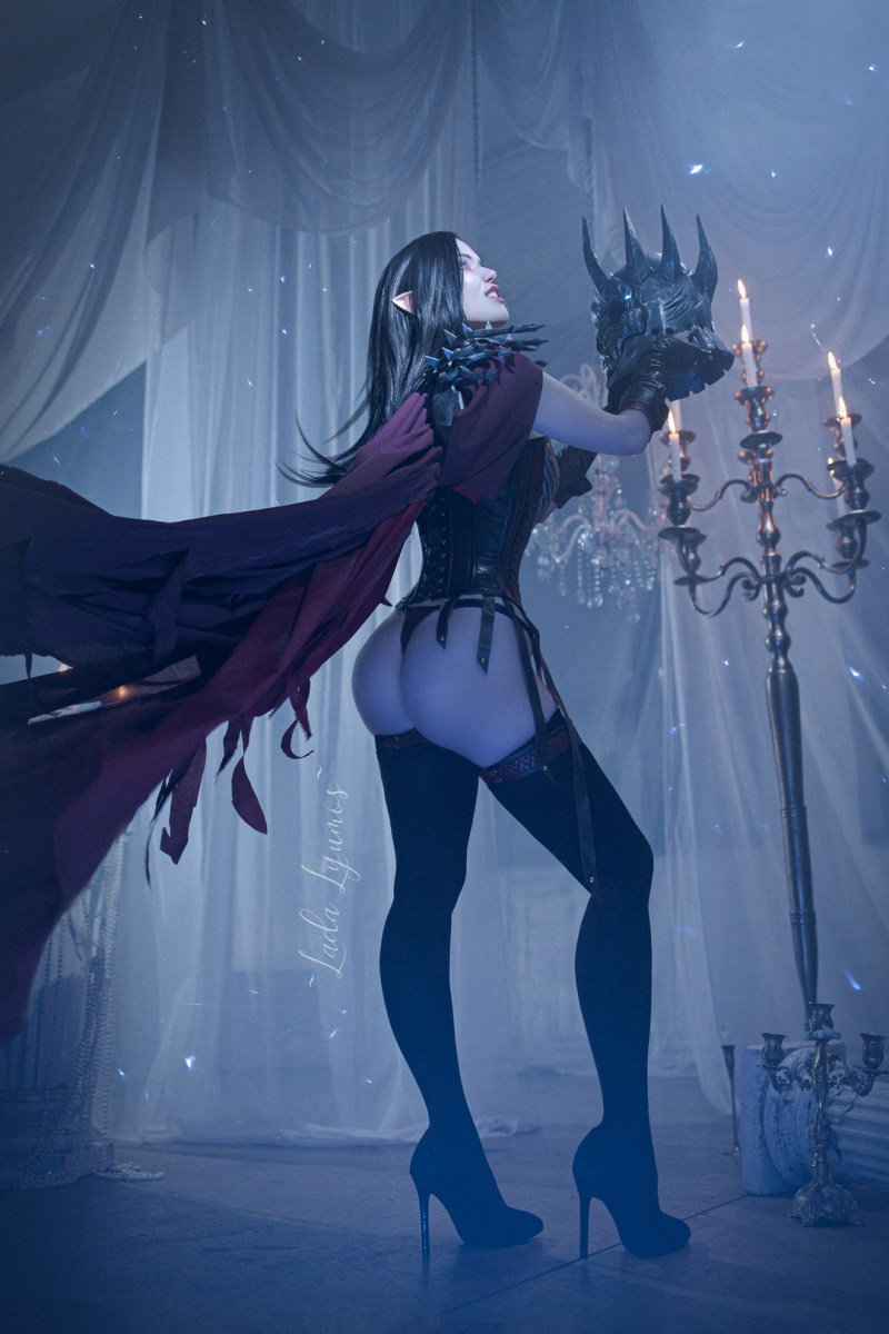 The Witcher 3 - Wild Hunt - Eredin Breacc Glas (Female) (Lingerie) Cosplay - suggestive shot