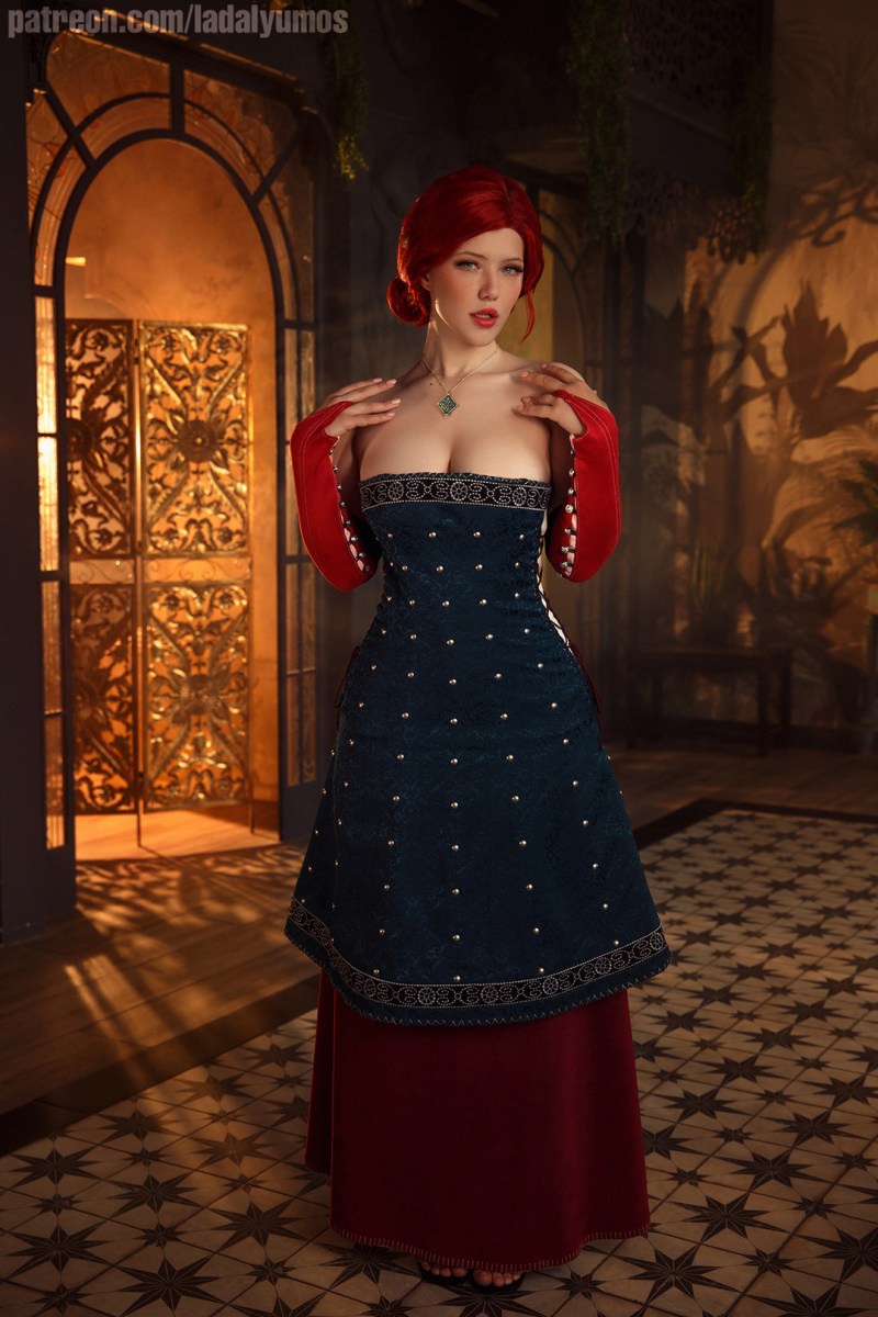 The Witcher 3 - Wild Hunt - Triss Merigold (Fourteenth of the Hill) Cosplay full body portrait