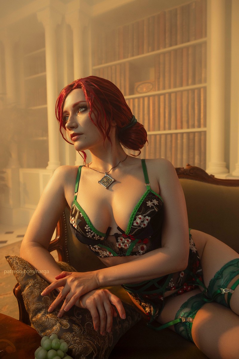 The Witcher 3 - Wild Hunt - Triss Merigold (Fourteenth of the Hill) (Lingerie) Cosplay full body portrait