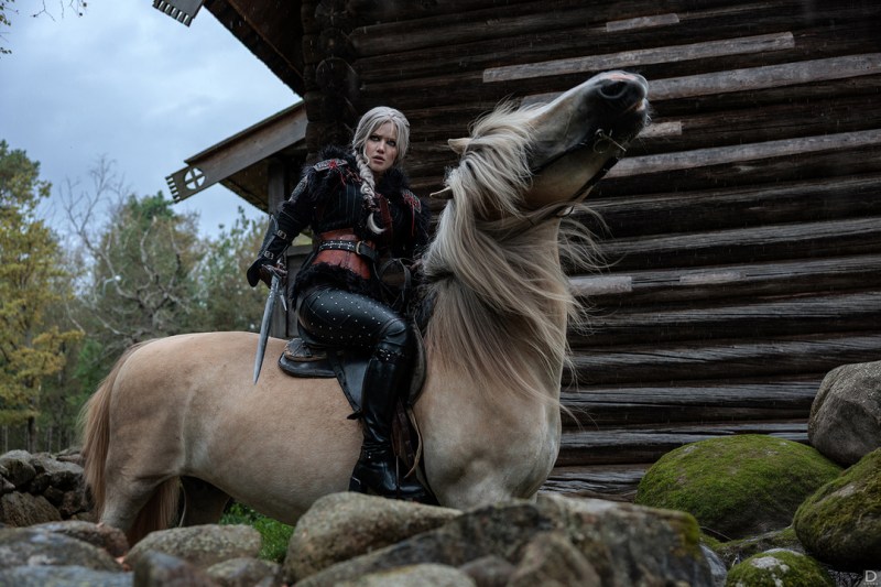 The Witcher 4 - Ciri (Cirilla Fiona Elen Riannon) Cosplay - full length port.