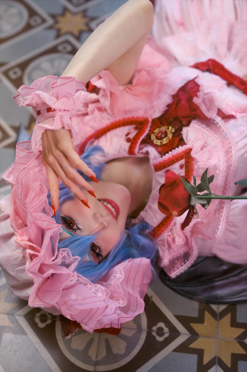 Touhou Project - Embodiment of Scarlet Devil - Remilia Scarlet Cosplay - MartinaEdelstein #01 - anime costume Touhou Project - Embodiment of Scarlet Devil - Remilia Scarlet Cosplay - MartinaEdelstein #01 - anime costume