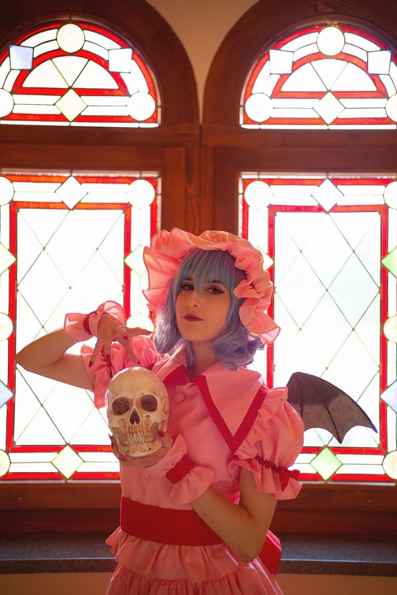 Touhou Project - Embodiment of Scarlet Devil - Remilia Scarlet Cosplay - MartinaEdelstein #03 - costume portrait