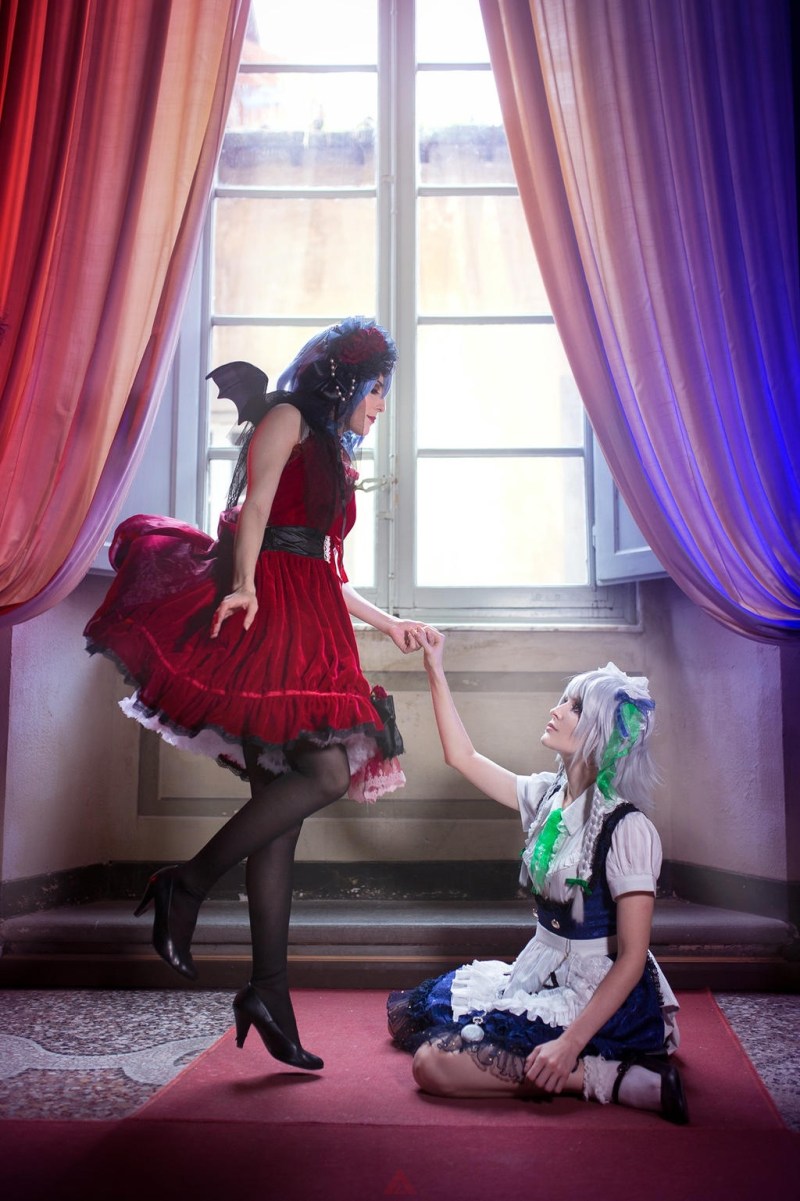 Touhou Project - Embodiment of Scarlet Devil - Remilia Scarlet &amp; Sakuya Izayoi Cosplay - MartinaEdelstein #05 - artistic framing