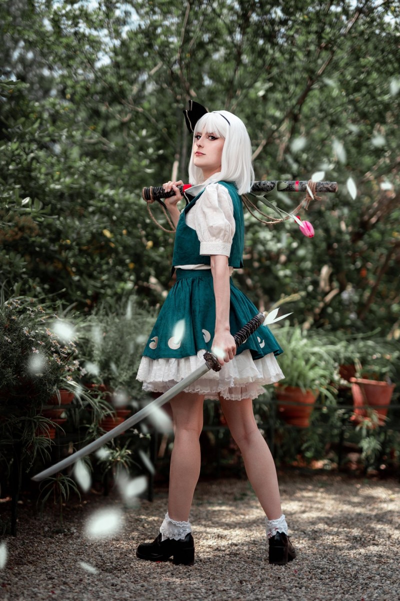 Touhou Project - Youmu Konpaku Cosplay - MartinaEdelstein #08 - character recreation portrait Touhou Project - Youmu Konpaku Cosplay - MartinaEdelstein #08 - character recreation portrait