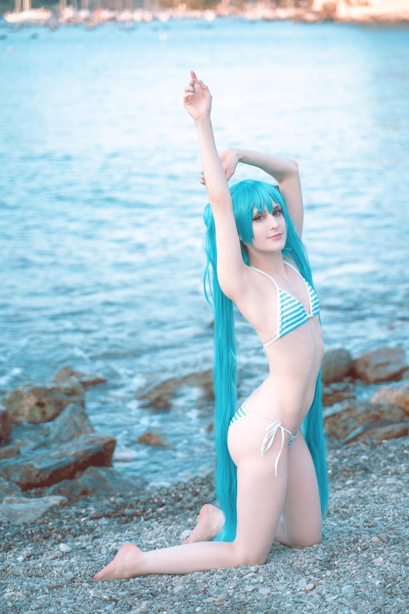 Vocaloid - Hatsune Miku (Bikini) Cosplay - MartinaEdelstein #03 - refined costume study