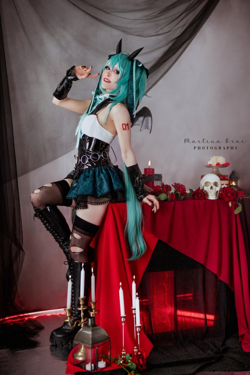 Vocaloid - Hatsune Miku Cosplay - MartinaEdelstein #02 - authentic costume view