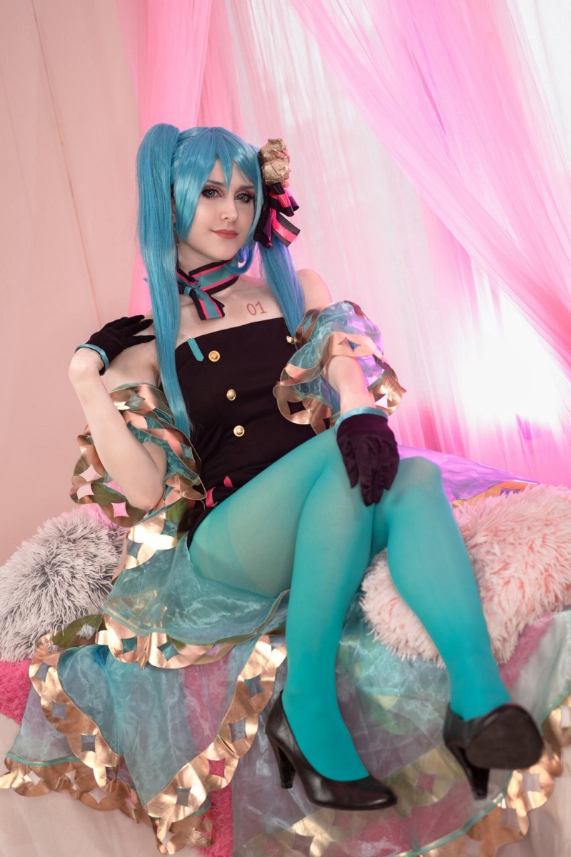 Vocaloid - Hatsune Miku (Valentines) Cosplay - MartinaEdelstein #03 - cosplay study