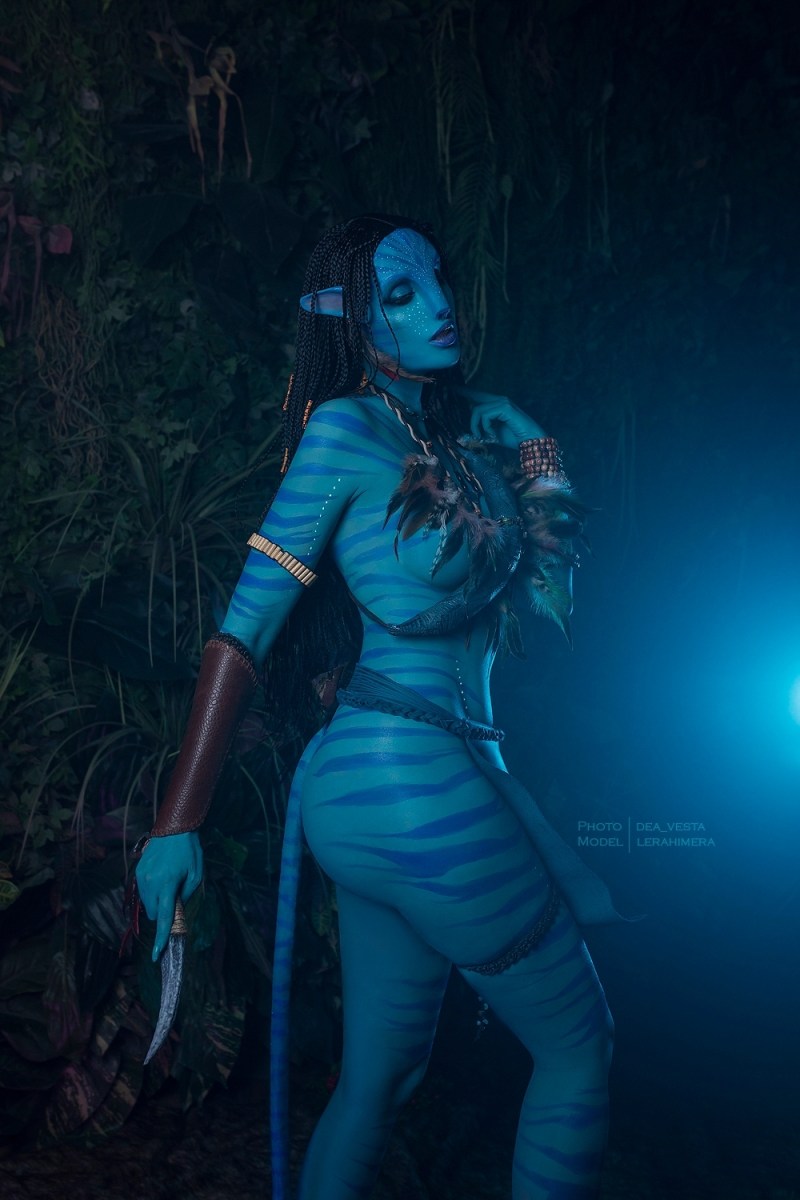Avatar - Neytiri te Tskaha Moatite (Neytiri) (Navi Princess of the Omaticaya Clan) Cosplay character costume portrait