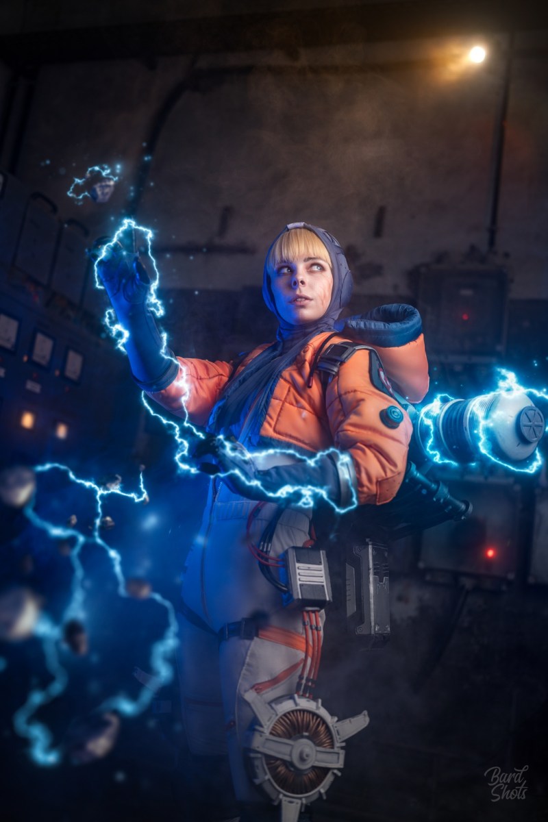 Apex Legends - Natalie Paquette (Wattson) Cosplay - ThanatosArts #08 - visual exploration