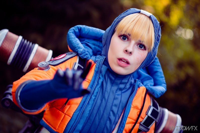 Apex Legends - Natalie Paquette (Wattson) Cosplay - ThanatosArts #12 - nuanced study