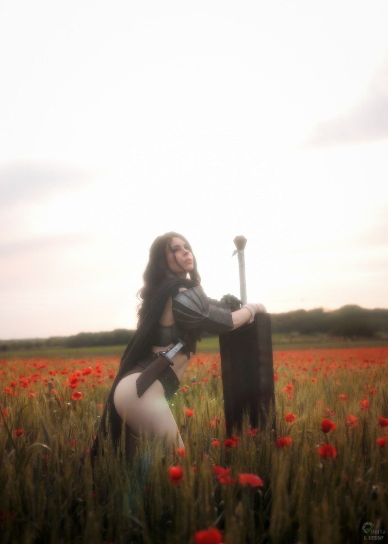 Berserk - Guts (Female) Cosplay - ThanatosArts #05 - refined costume study