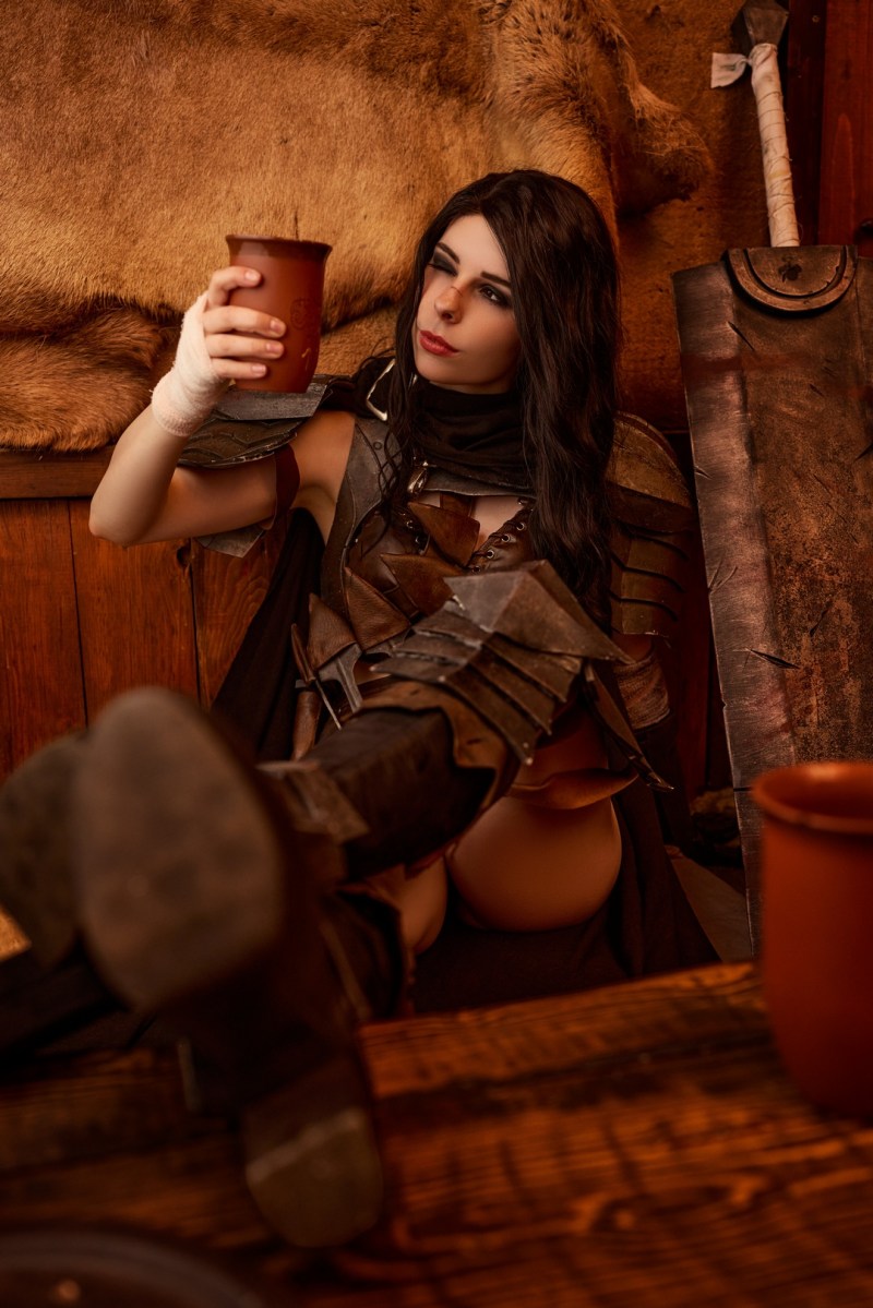 Berserk - Guts (Female) Cosplay - ThanatosArts #07 - professional character photography Berserk - Guts (Female) Cosplay - ThanatosArts #07 - professional character photography