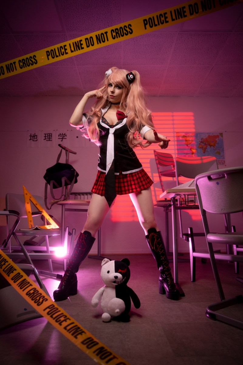Danganronpa - Junko Enoshima Cosplay - ThanatosArts #01 - authentic costume view Danganronpa - Junko Enoshima Cosplay - ThanatosArts #01 - authentic costume view