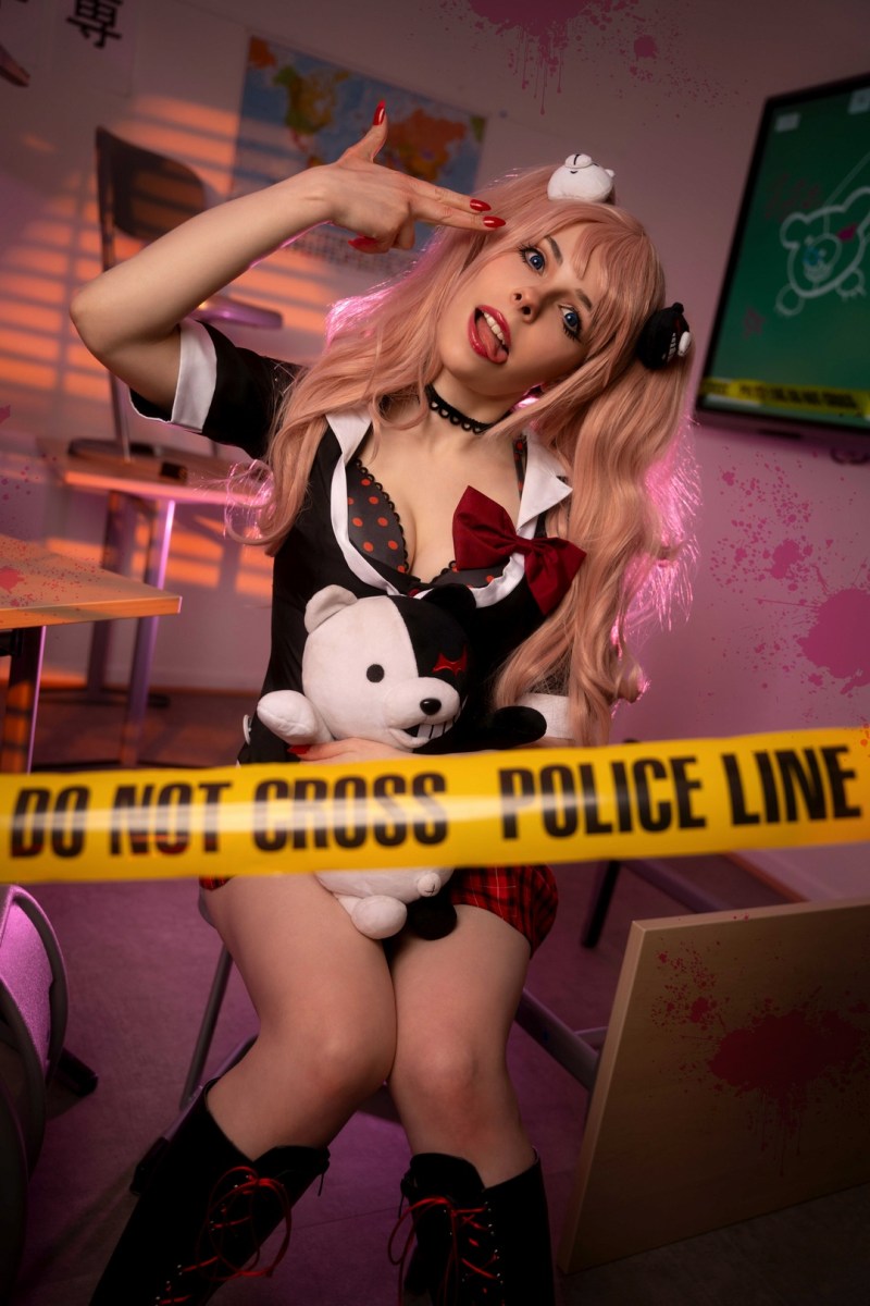 Danganronpa - Junko Enoshima Cosplay - ThanatosArts #09 - nuanced character study Danganronpa - Junko Enoshima Cosplay - ThanatosArts #09 - nuanced character study