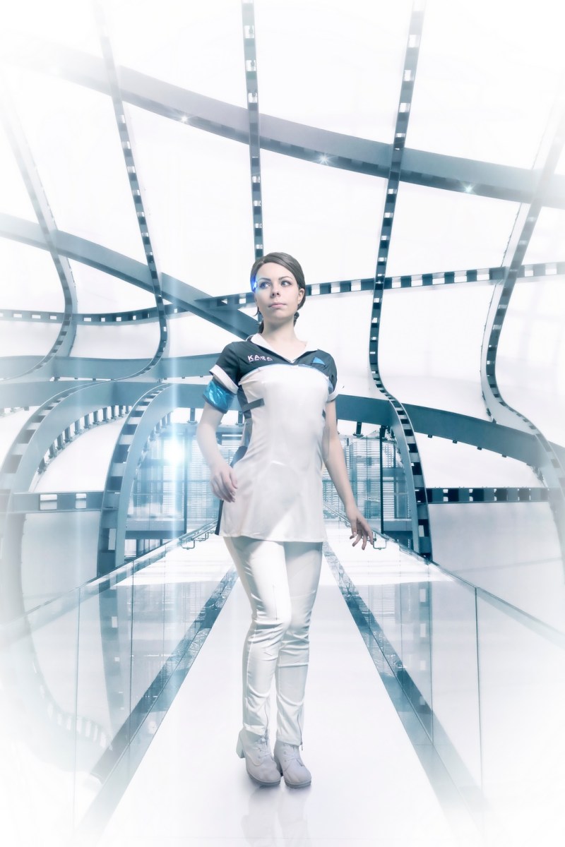 Detroit - Become Human - Kara (AX400) Cosplay - ThanatosArts #02 - full body port.