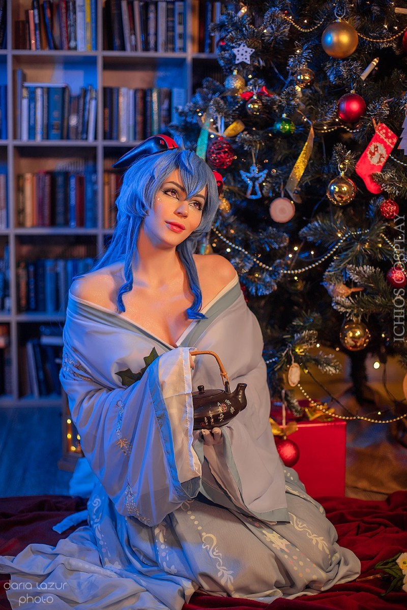 Genshin Impact - Ganyu (Christmas) Cosplay - Daria Lazur #05 - soft focus shot Genshin Impact - Ganyu (Christmas) Cosplay - Daria Lazur #05 - soft focus shot