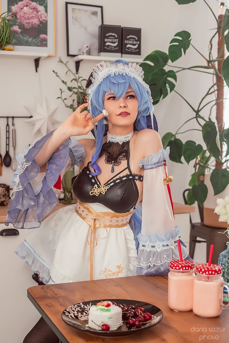 Genshin Impact - Ganyu (Maid) Cosplay - Daria Lazur #05 - focused costume photography