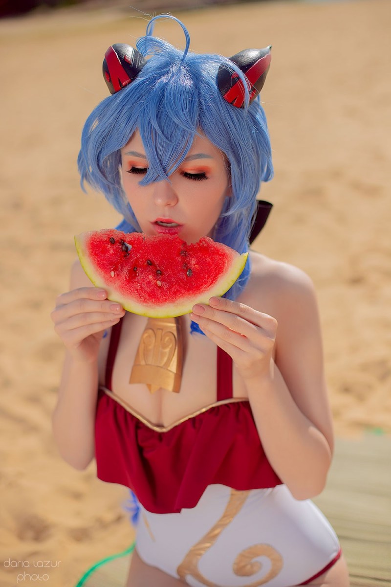 Genshin Impact - Ganyu (Summer) Cosplay - Daria Lazur #11 - sophisticated character portrait