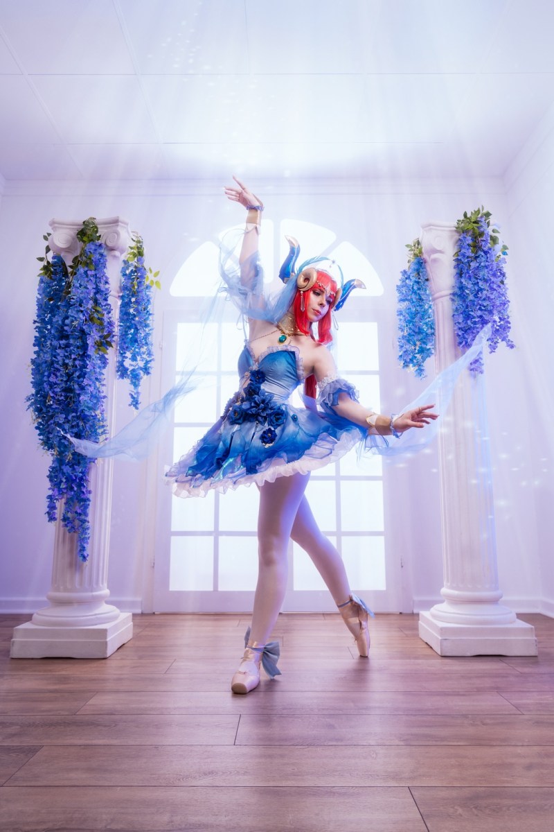Genshin Impact - Nilou Cosplay - ThanatosArts #08 - authentic costume view