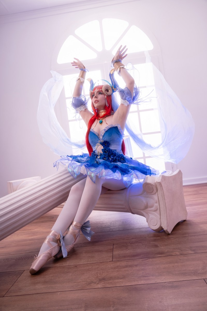 Genshin Impact - Nilou Cosplay - ThanatosArts #10 - artistic framing portrait