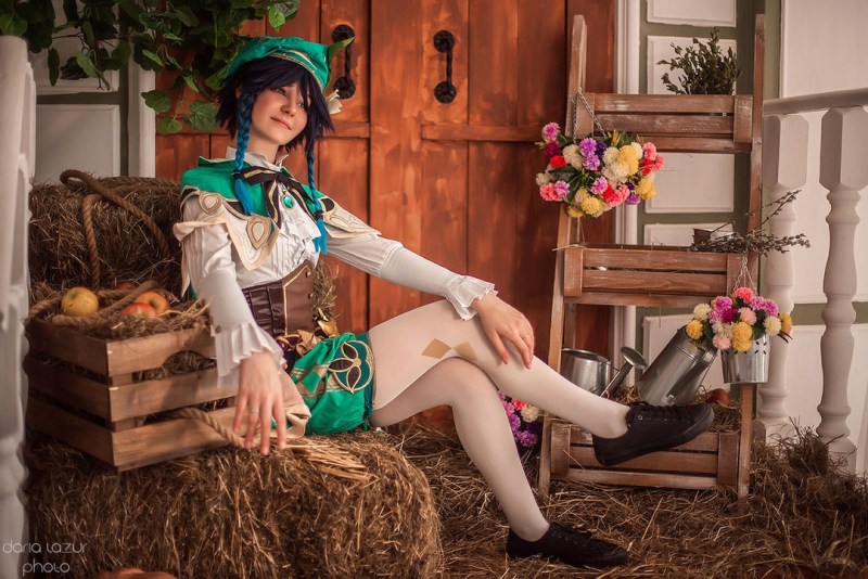 Genshin Impact - Venti Cosplay - Daria Lazur #01 - character recreation portrait