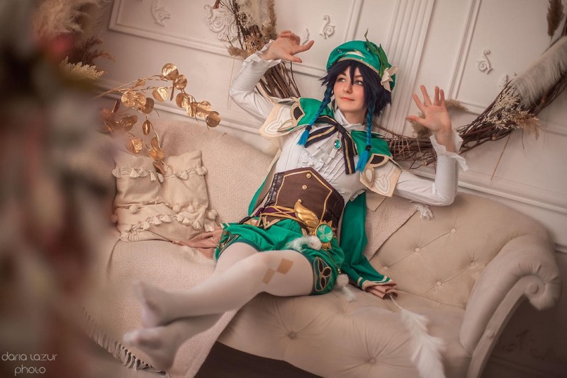 Genshin Impact - Venti Cosplay - Daria Lazur #08 - costume showcase portrait