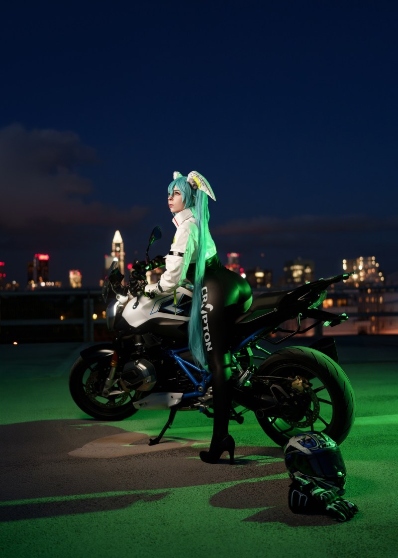 Goodsmile Racing - Hatsune Miku (Hatsune Miku GT Project) Cosplay - ThanatosArts #03 - delicate portrait