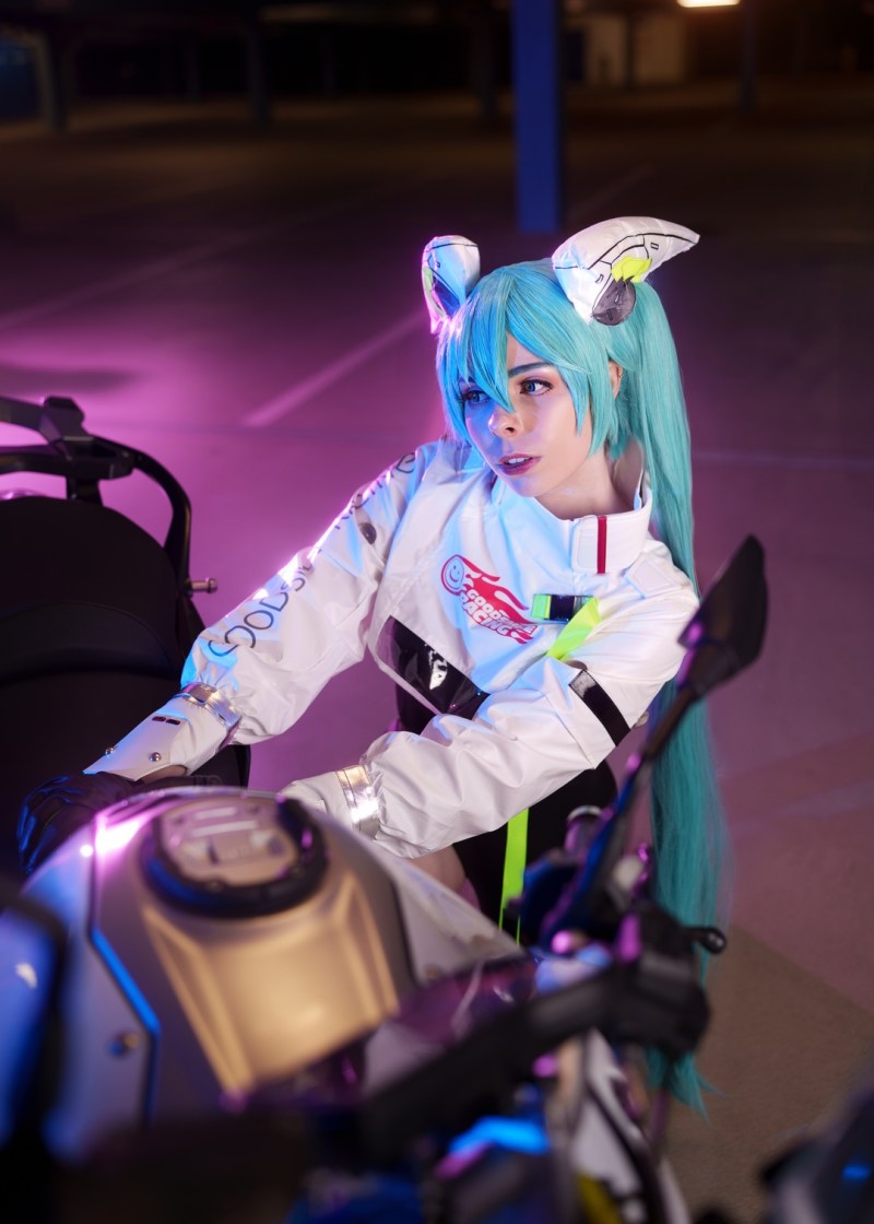 Goodsmile Racing - Hatsune Miku (Hatsune Miku GT Project) Cosplay - ThanatosArts #09 - light aesthetic
