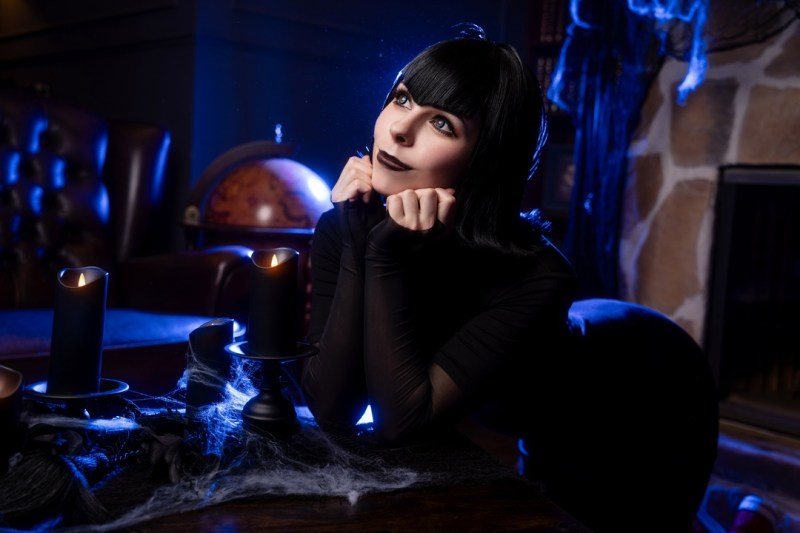 Hotel Transylvania - Mavis Dracula-Loughran Cosplay - ThanatosArts #04 - portrait photo Hotel Transylvania - Mavis Dracula-Loughran Cosplay - ThanatosArts #04 - portrait photo