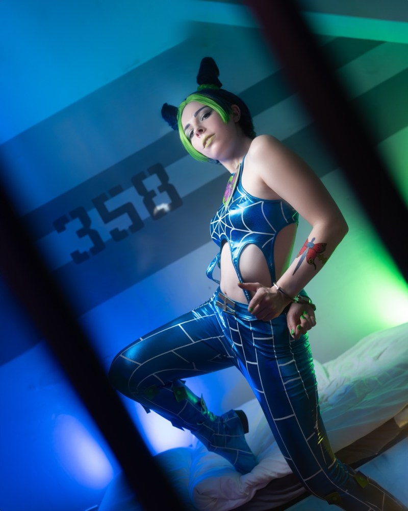 JoJos Bizarre Adventure - Jolyne Cujoh (JoJo) Cosplay - ThanatosArts #04 - expressive portrait JoJos Bizarre Adventure - Jolyne Cujoh (JoJo) Cosplay - ThanatosArts #04 - expressive portrait