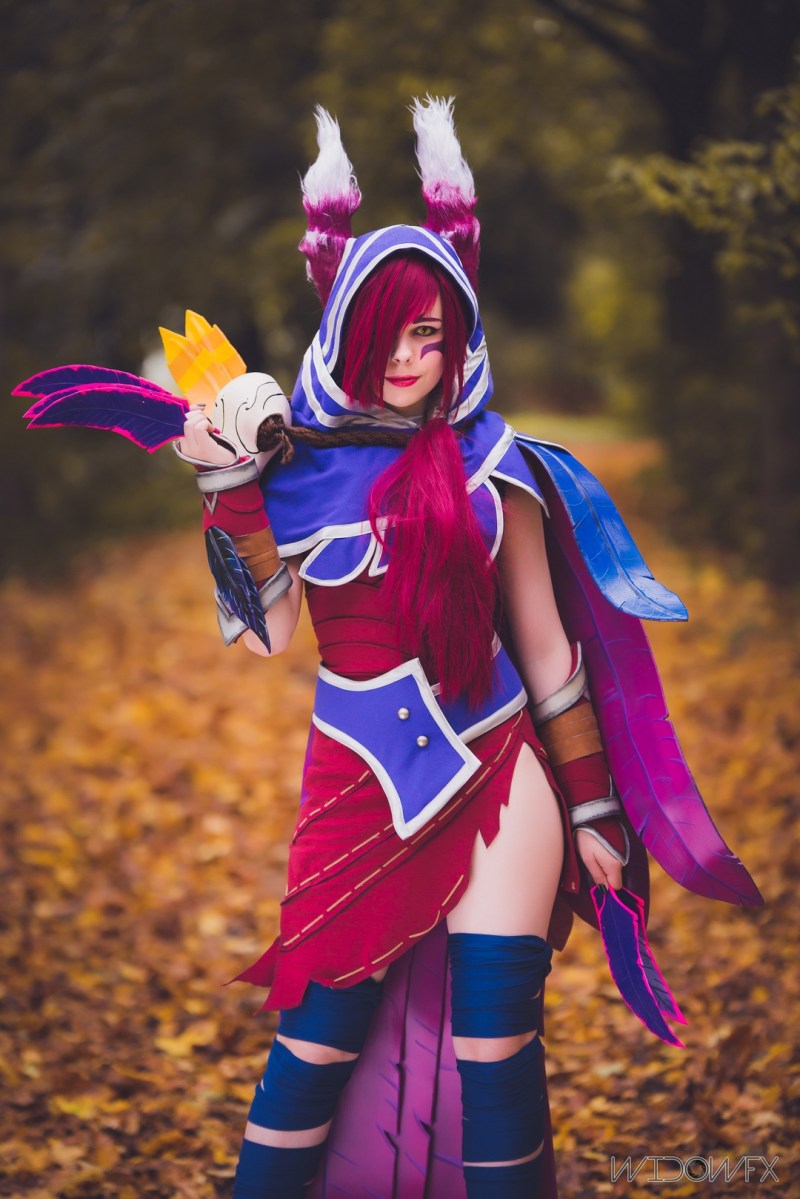 League of Legends - Xayah (The Rebel) (Star Guardian) Cosplay - ThanatosArts #02 - full body port. League of Legends - Xayah (The Rebel) (Star Guardian) Cosplay - ThanatosArts #02 - full body port.