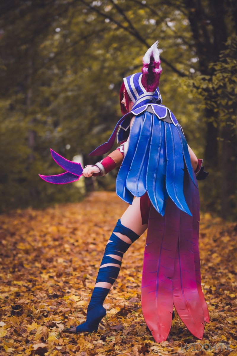 League of Legends - Xayah (The Rebel) (Star Guardian) Cosplay - ThanatosArts #03 - portrait photo League of Legends - Xayah (The Rebel) (Star Guardian) Cosplay - ThanatosArts #03 - portrait photo