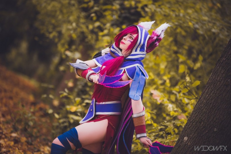 League of Legends - Xayah (The Rebel) (Star Guardian) Cosplay - ThanatosArts #06 - full length port. League of Legends - Xayah (The Rebel) (Star Guardian) Cosplay - ThanatosArts #06 - full length port.