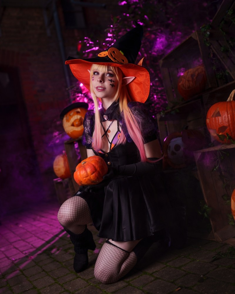 My Dress-Up Darling - Marin Kitagawa (Halloween) Cosplay - ThanatosArts #03 - soft focus shot My Dress-Up Darling - Marin Kitagawa (Halloween) Cosplay - ThanatosArts #03 - soft focus shot