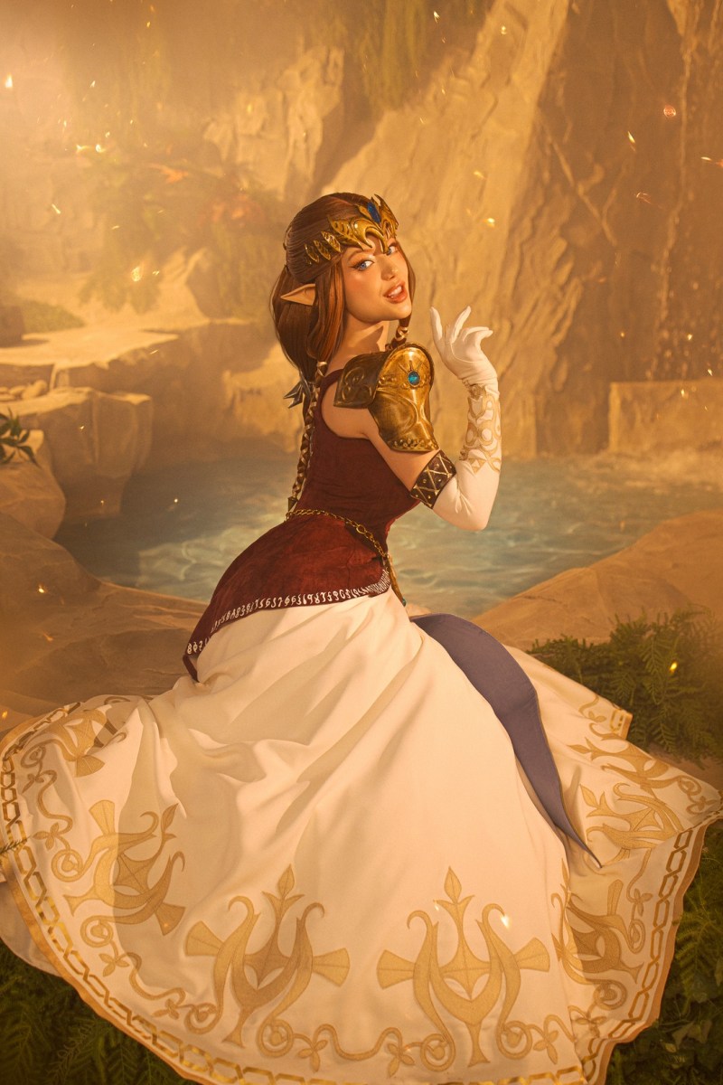 The Legend of Zelda - Twilight Princess - Princess Zelda Cosplay - Lyumos #03 - costume show
