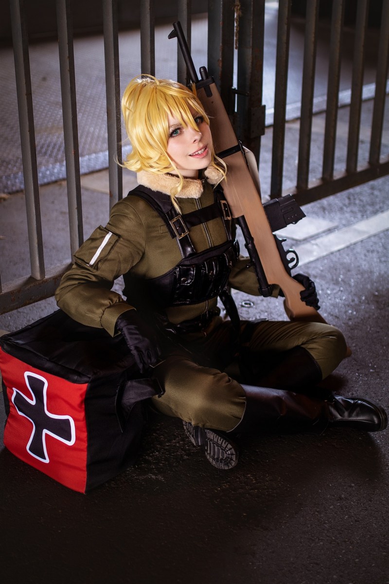 Youjo Senki - Tanya von Degurechaff Cosplay - ThanatosArts #03 - authentic view