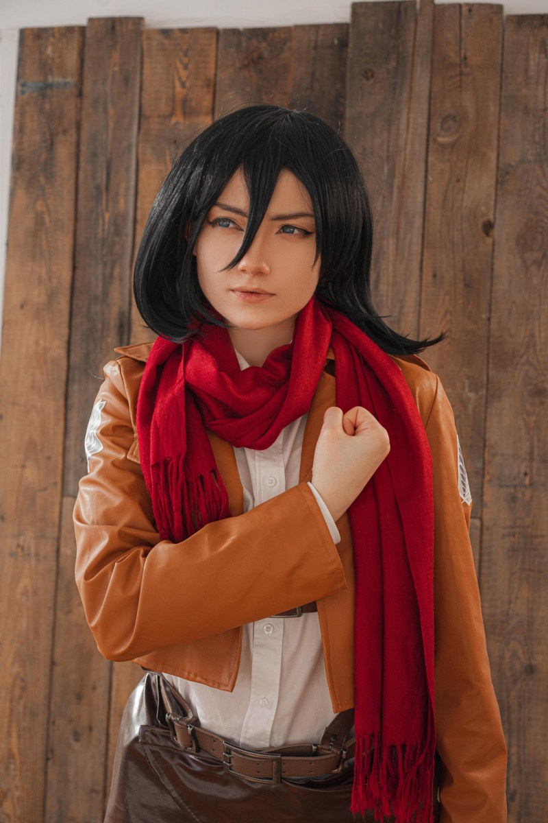 Attack on Titan - Mikasa Ackermann Cosplay - CarryKey #0 - costume portrait Attack on Titan - Mikasa Ackermann Cosplay - CarryKey #0 - costume portrait