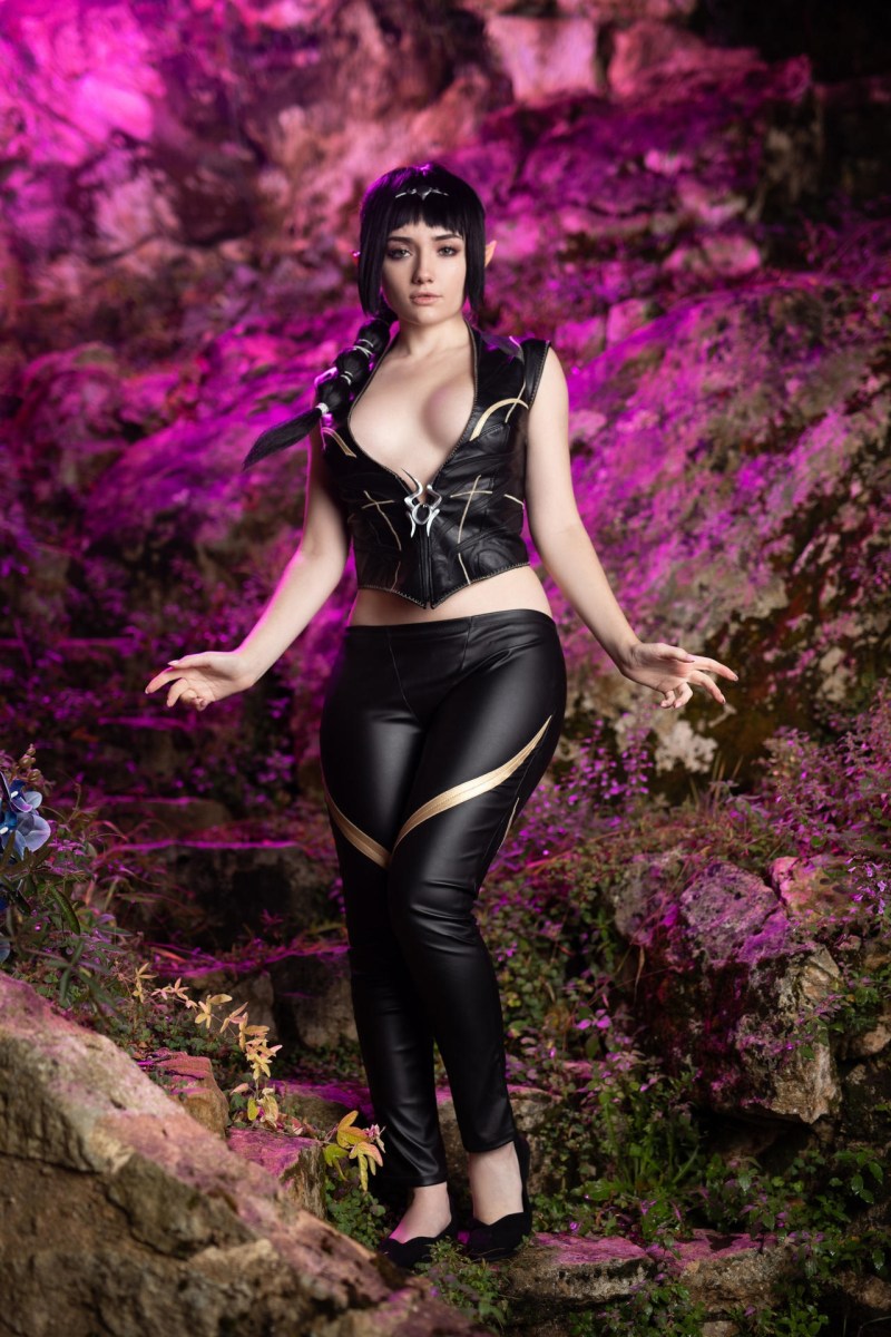 Baldurs Gate 3 - Shadowheart (Jenevelle Hallowleaf) Cosplay - CarryKey #0 - gentle showcase Baldurs Gate 3 - Shadowheart (Jenevelle Hallowleaf) Cosplay - CarryKey #0 - gentle showcase
