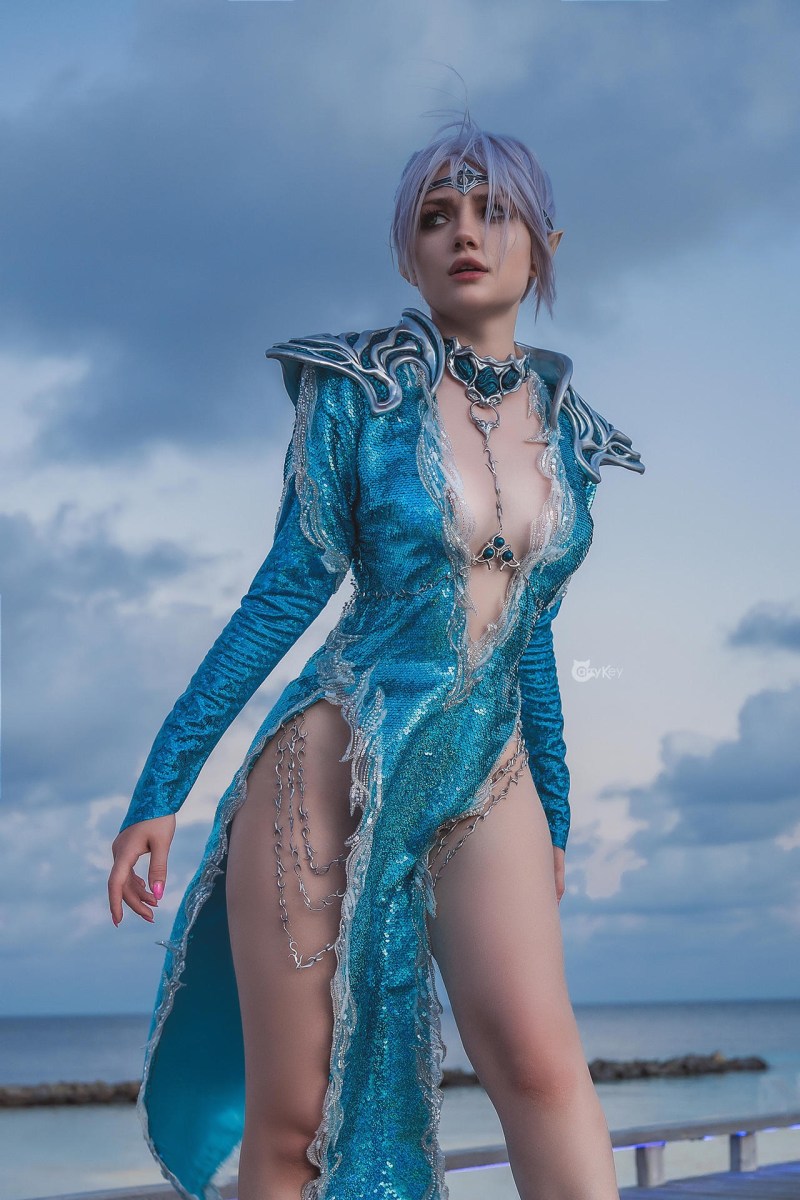 Baldurs Gate 3 - Shadowheart (Jenevelle Hallowleaf) Cosplay - CarryKey #0 - delicate portrait