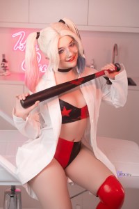 Batman - Harley Quinn (Harleen Frances Quinzel) Cosplay