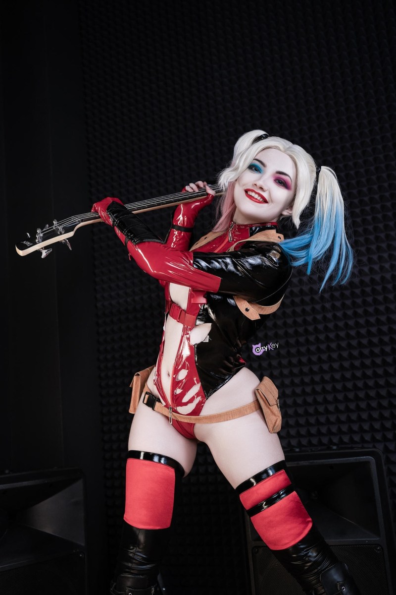 Batman - Harley Quinn (Harleen Frances Quinzel) (Erotic) Cosplay - CarryKey #0 - design showcase