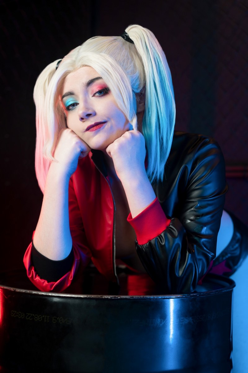 Batman - Harley Quinn (Harleen Frances Quinzel) (Erotic) Cosplay - CarryKey #0 - intimate portrait Batman - Harley Quinn (Harleen Frances Quinzel) (Erotic) Cosplay - CarryKey #0 - intimate portrait